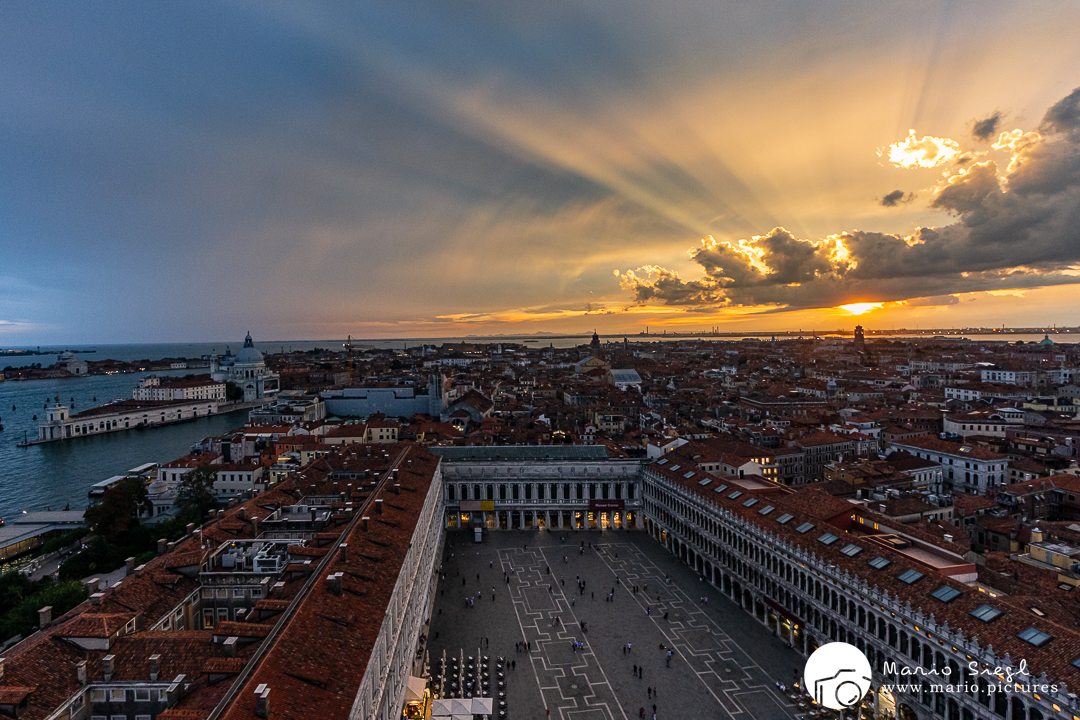 Sonnenuntergang vom Markusturm aus